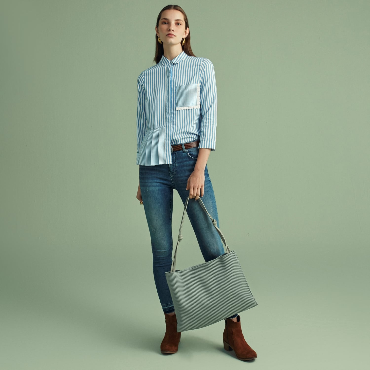 REGULAR KESİM PİLELİ GÖMLEK