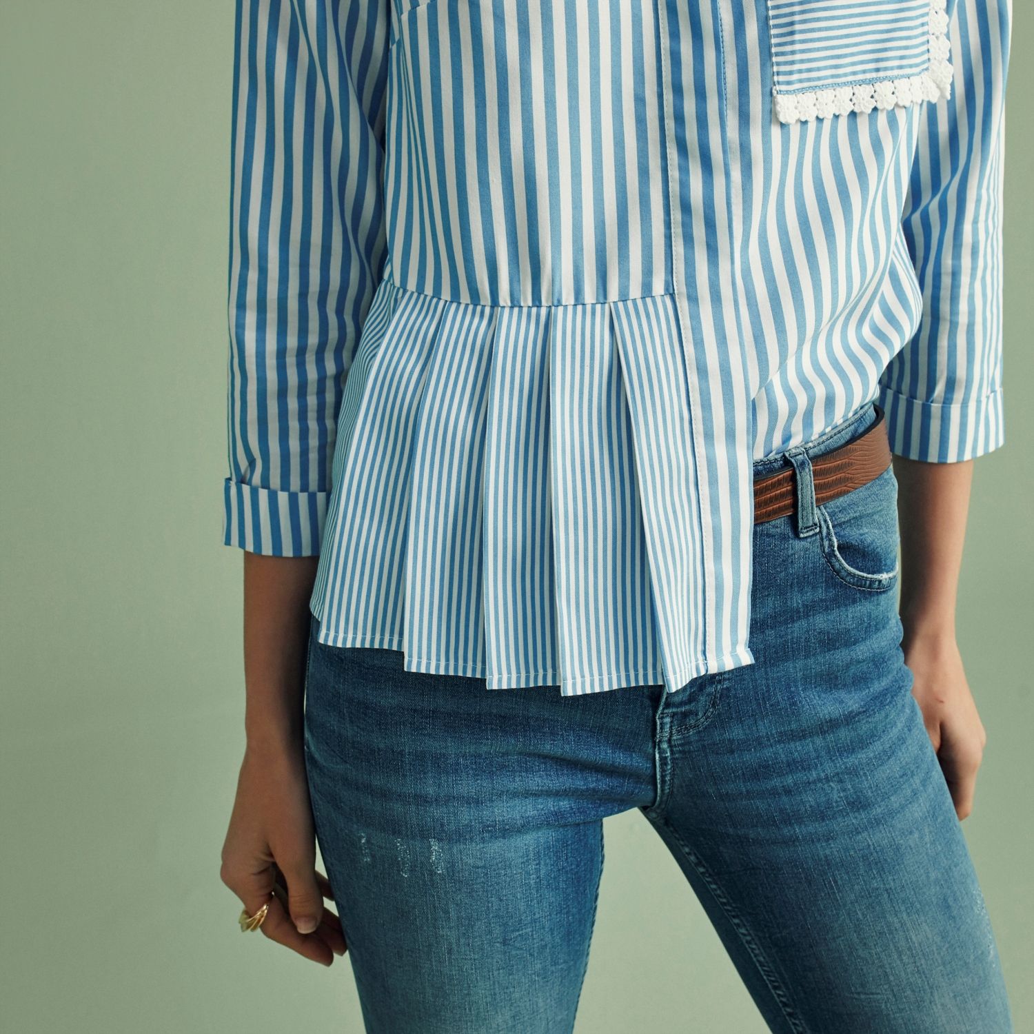 REGULAR KESİM PİLELİ GÖMLEK