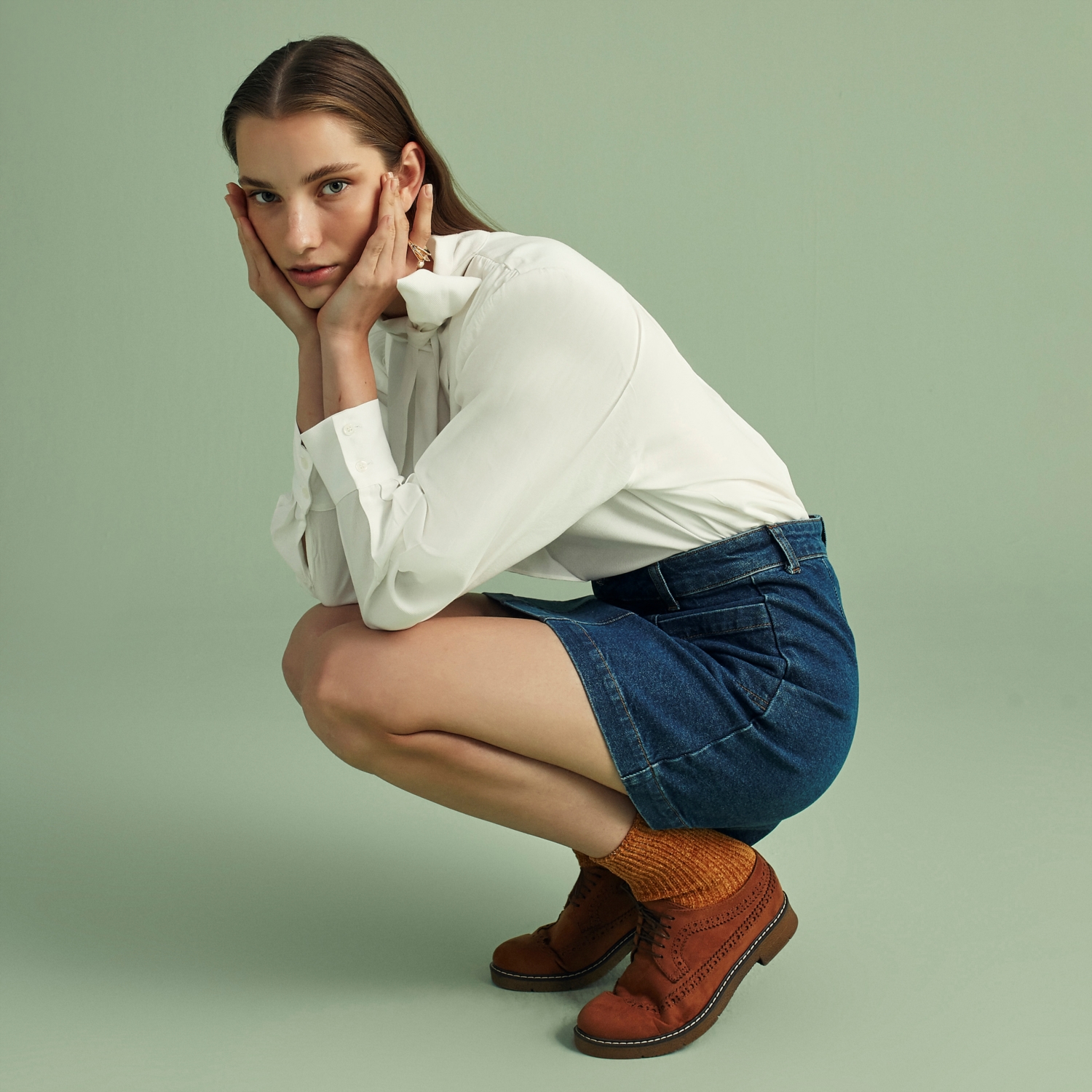 YAKA BAĞLAMALI PAMUK GÖMLEK