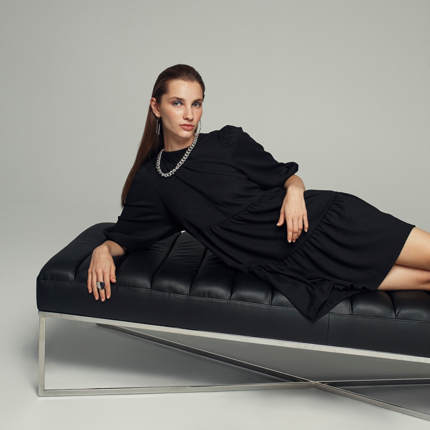 KLOŞ MİDİ ELBİSE