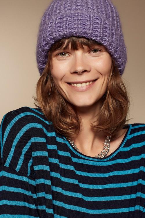  DÜŞÜK OMUZLU KAYIK YAKA SWEATSHIRT