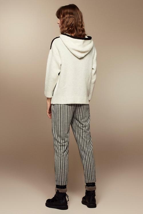  KAPÜŞONLU PELUŞ KAZAK