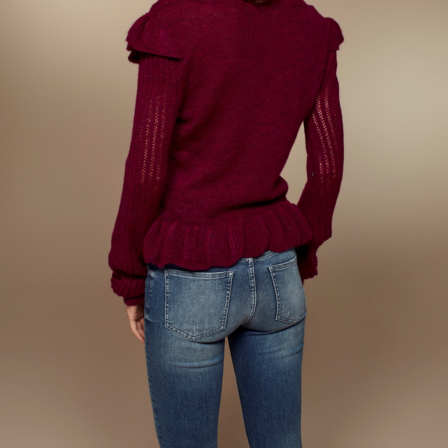 V YAKA FIRFIR DETAYLI TRİKO KAZAK