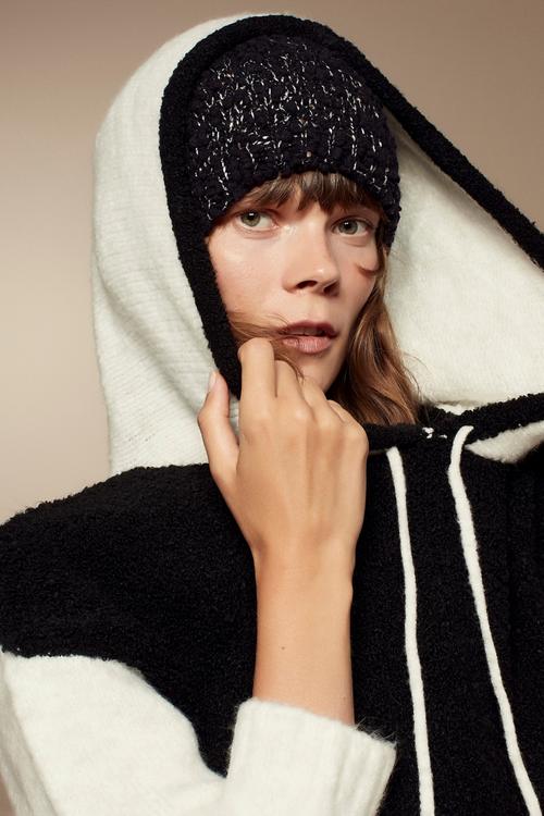  KAPÜŞONLU PELUŞ KAZAK