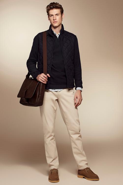  DİK YAKA KAPİTONELİ YELEK