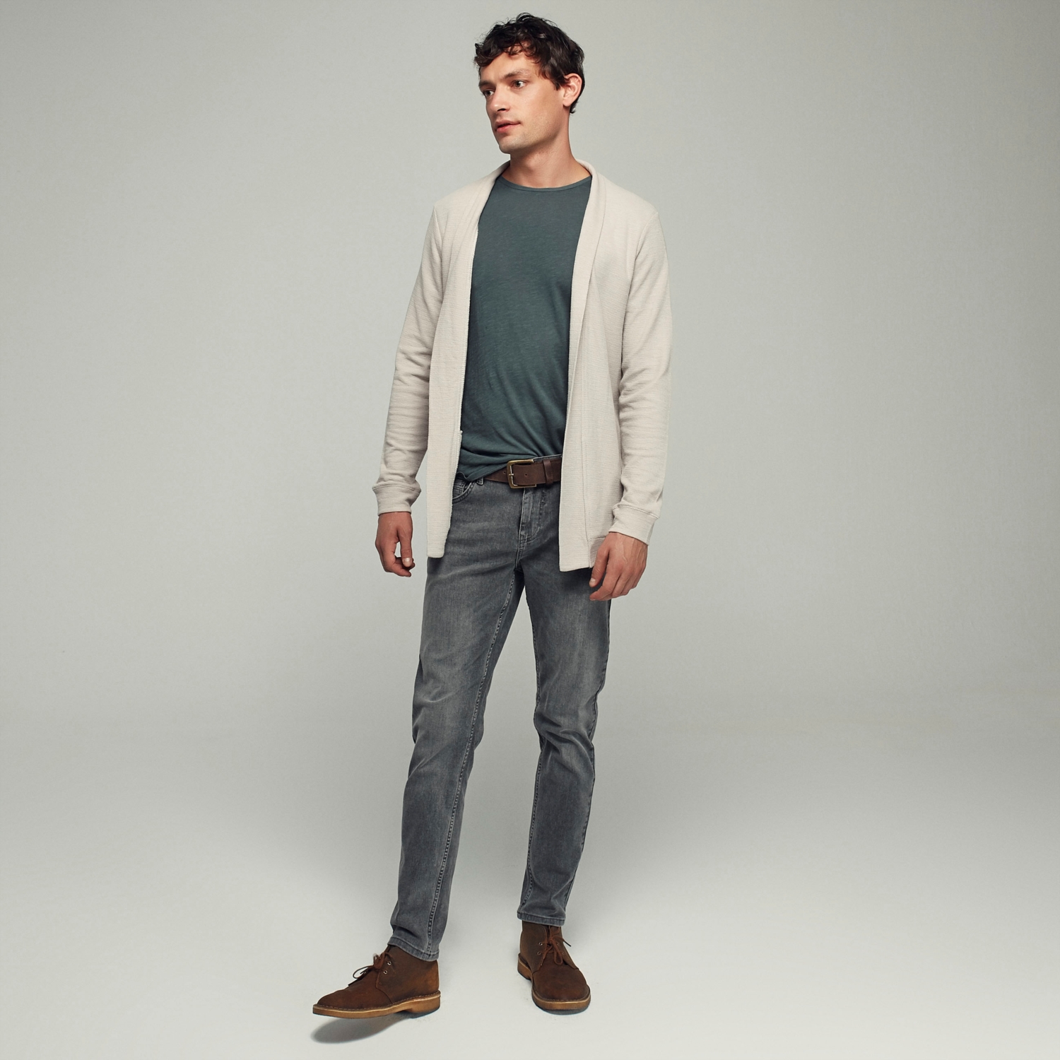 ŞAL YAKA TRİKO HIRKA