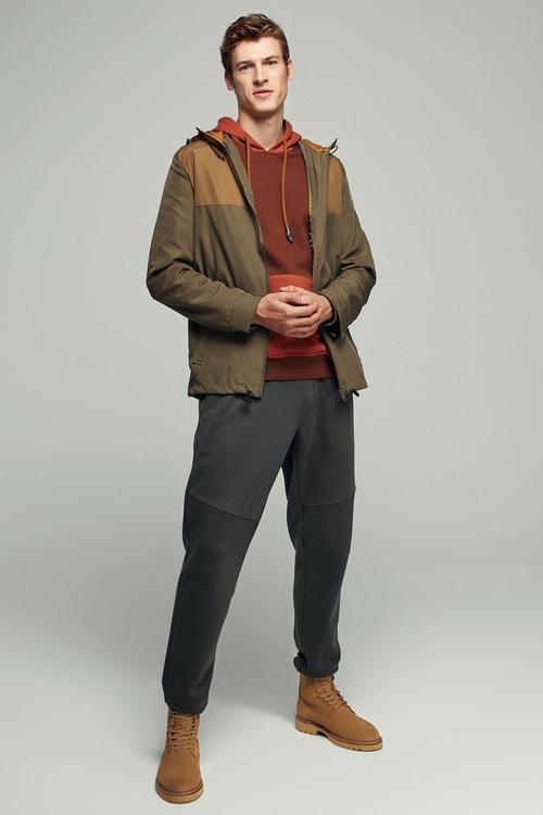  KAPÜŞONLU YAĞMURLUK