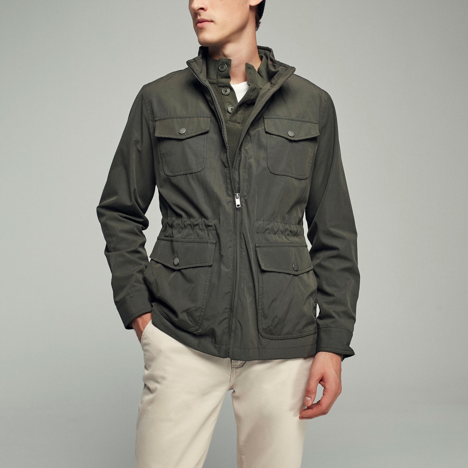 CEPLİ DİK YAKA MONT