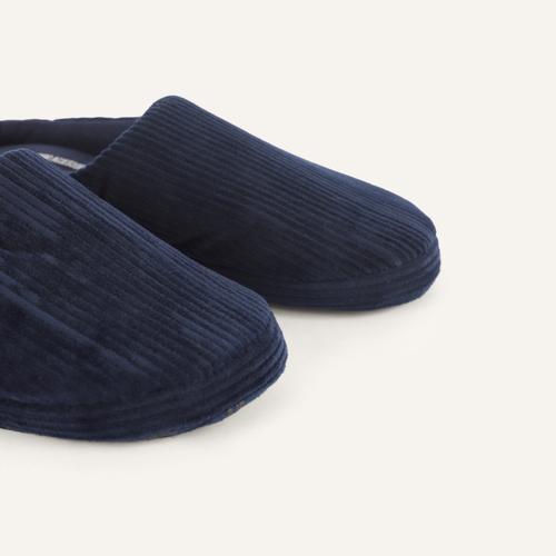  PELUŞ EV TERLİĞİ