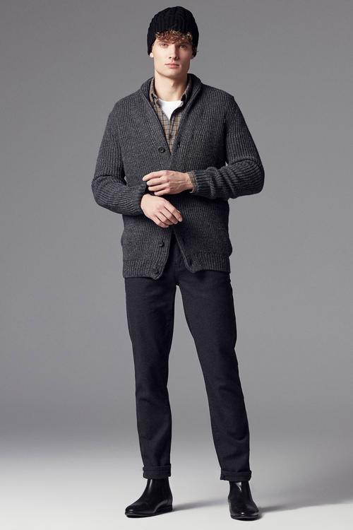  ÖRGÜLÜ TRİKO HIRKA