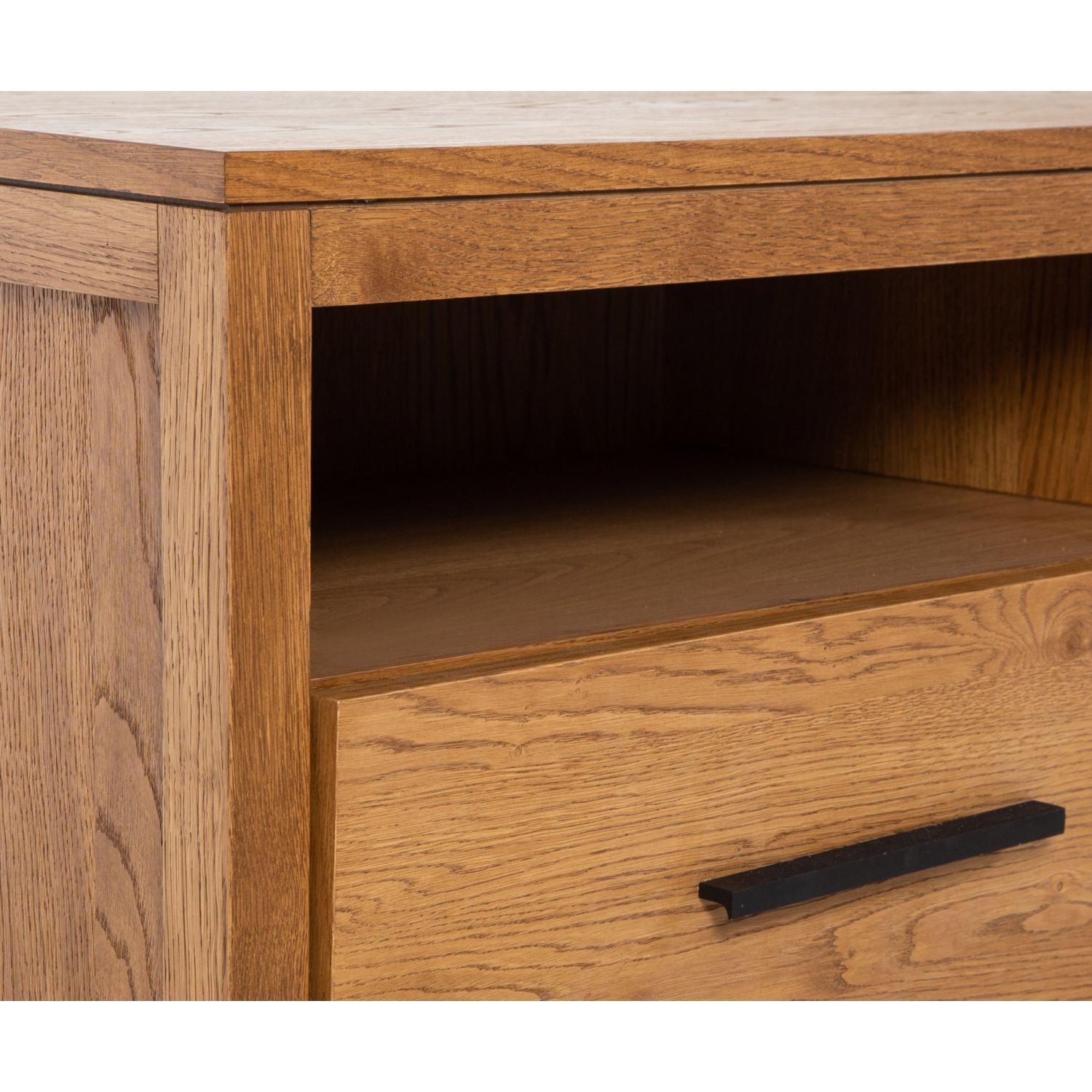 BORN TV SEHPASI  BÜYÜK