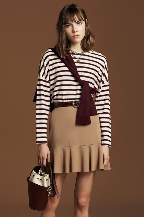  ÇİZGİLİ BİSİKLET YAKA SWEATSHIRT