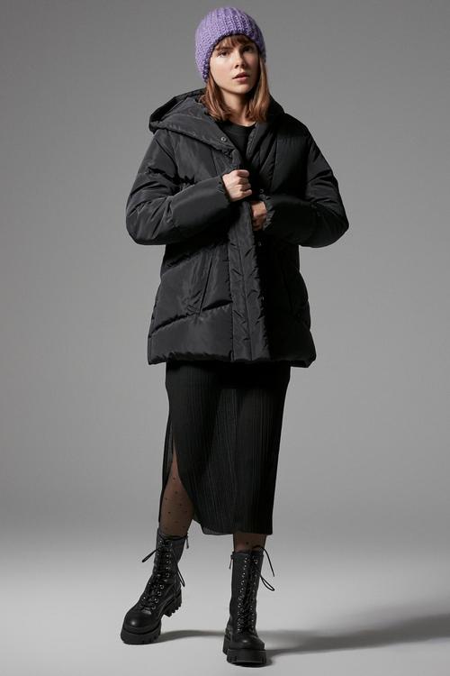  KAPİTONELİ KAPÜŞONLU PUFFER ŞİŞME MONT