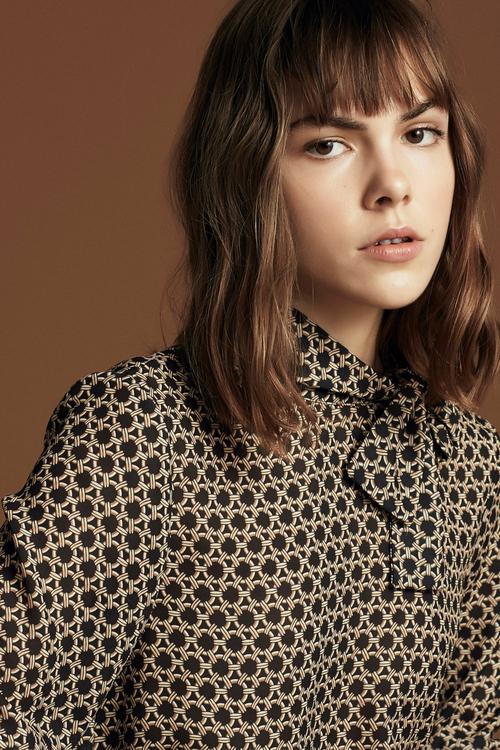  BOYUNDAN BAĞLAMALI BLUZ