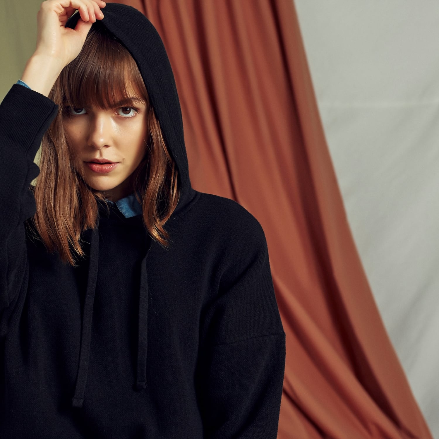 KAPÜŞONLU TRİKO KAZAK