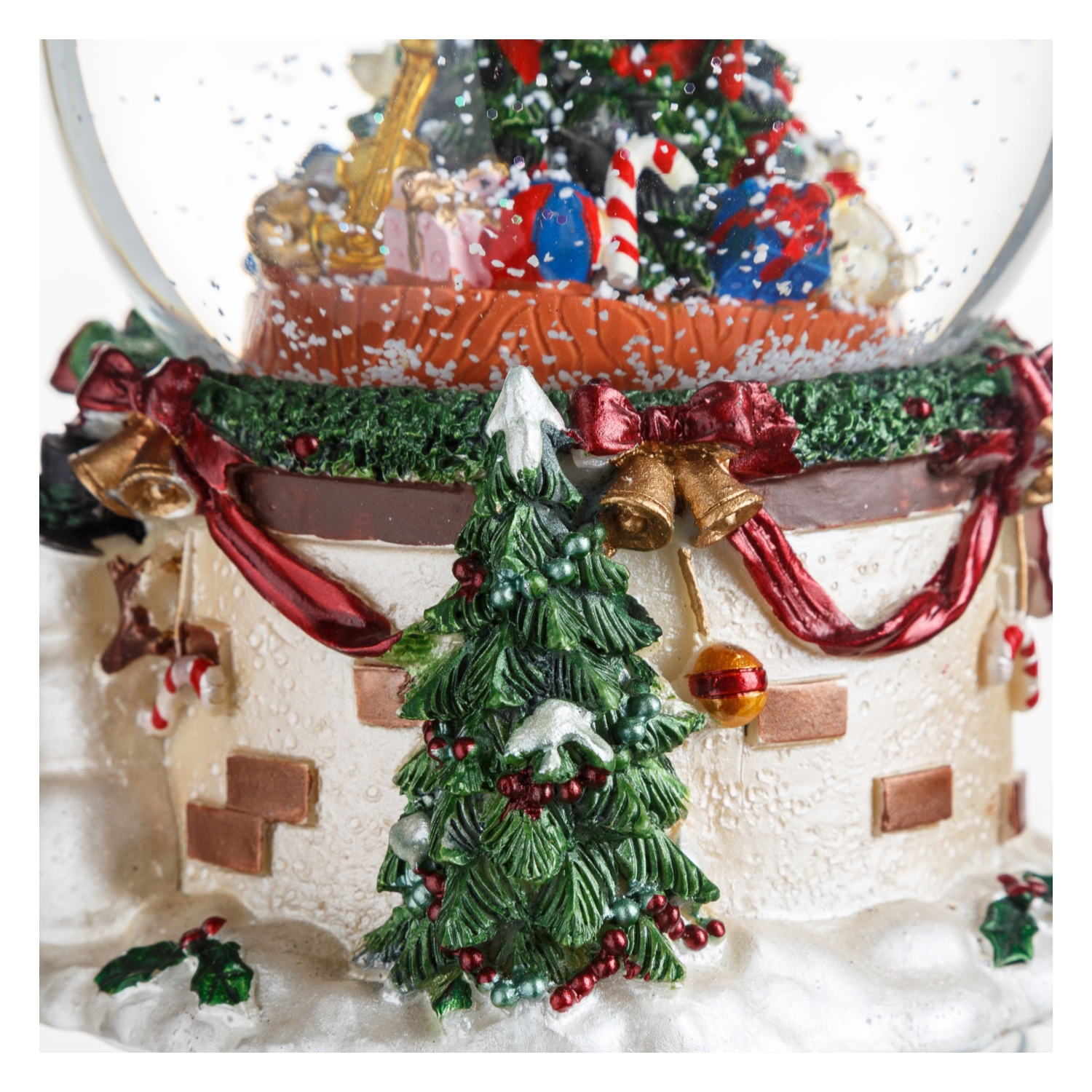 MÜZİKLİ TREE KAR KÜRESİ 10CM