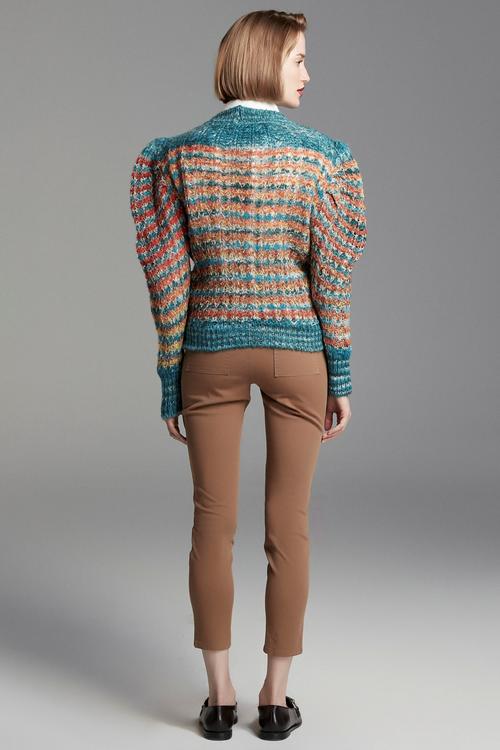  DİK YAKA BOL KESİM KAZAK