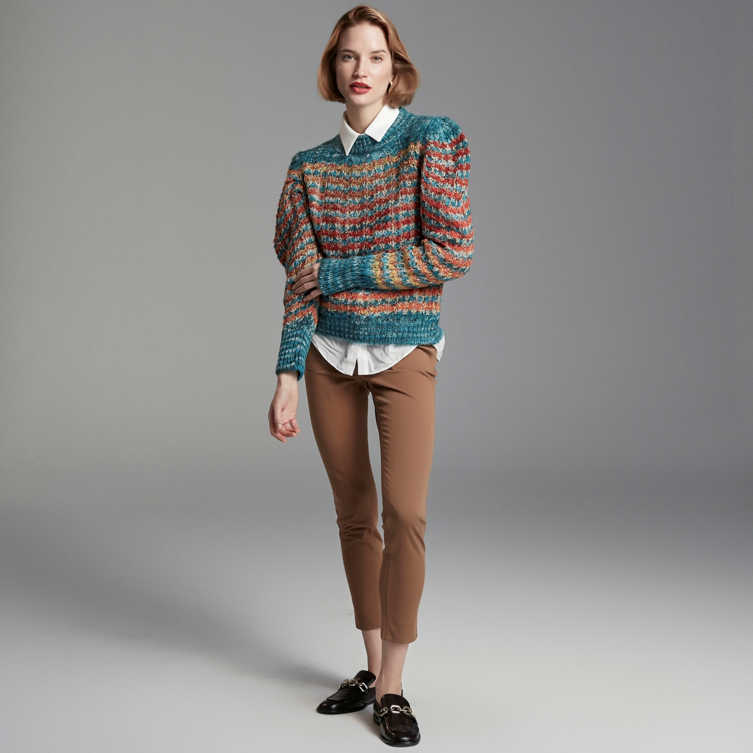 DİK YAKA BOL KESİM KAZAK