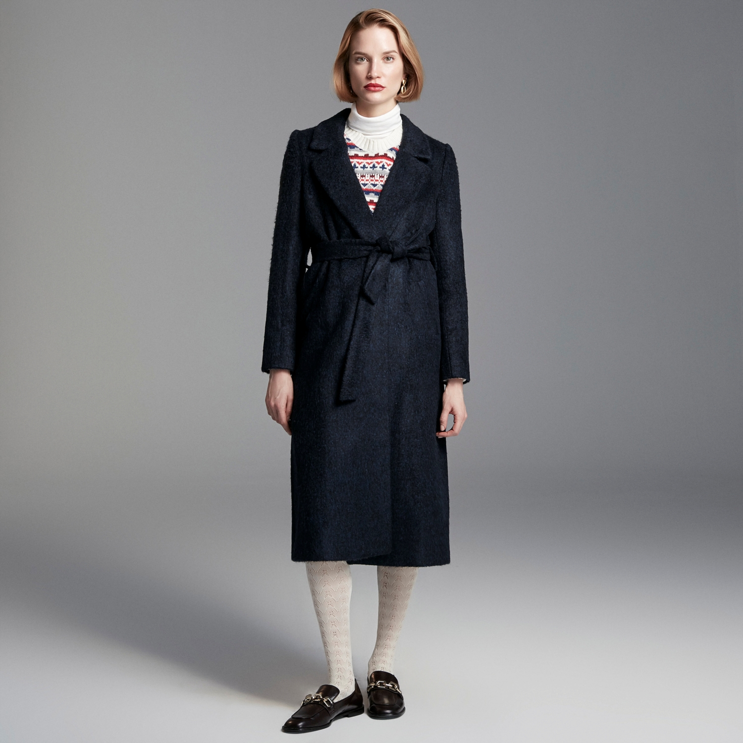 BELDEN KUŞAKLI TÜYLÜ UZUN KABAN