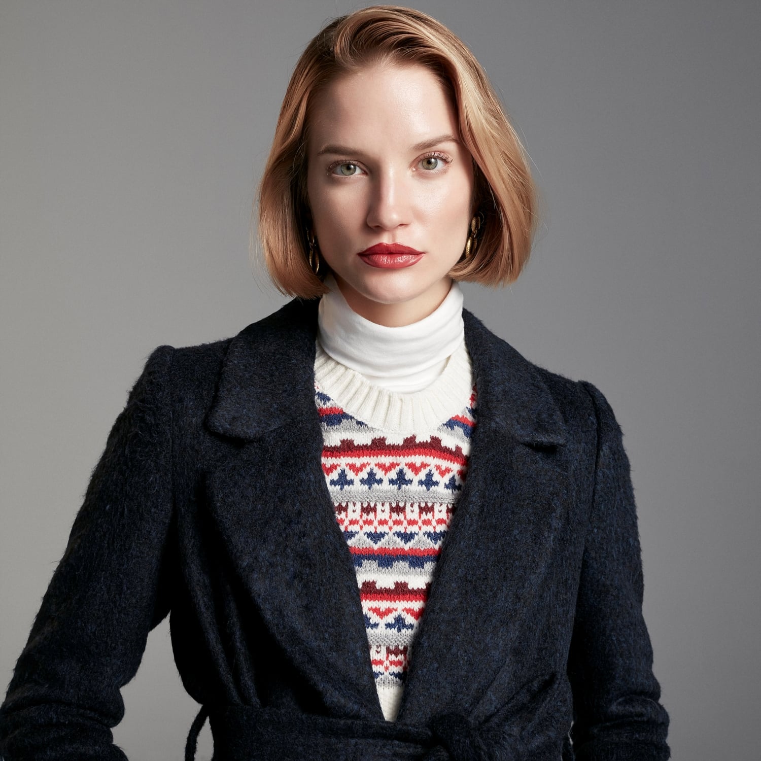 BELDEN KUŞAKLI TÜYLÜ UZUN KABAN