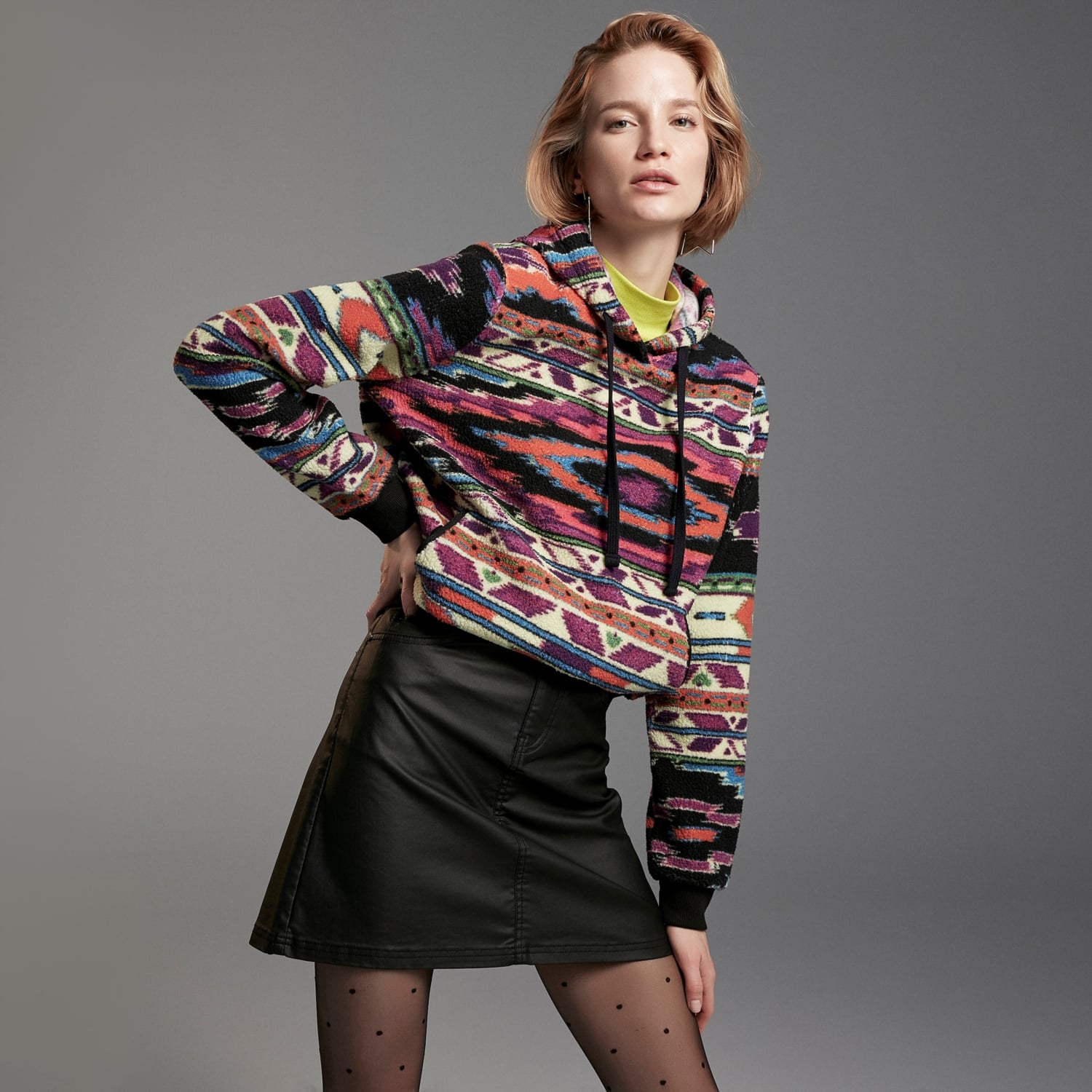 KAPÜŞONLU POLAR SWEATSHIRT