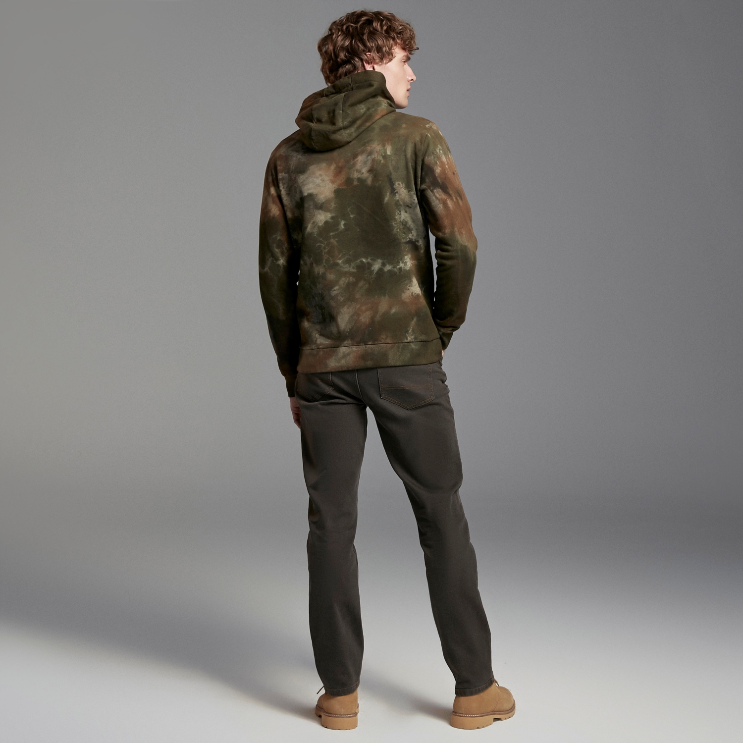 TIE DYE BASKILI KAPÜŞONLU SWEATSHIRT