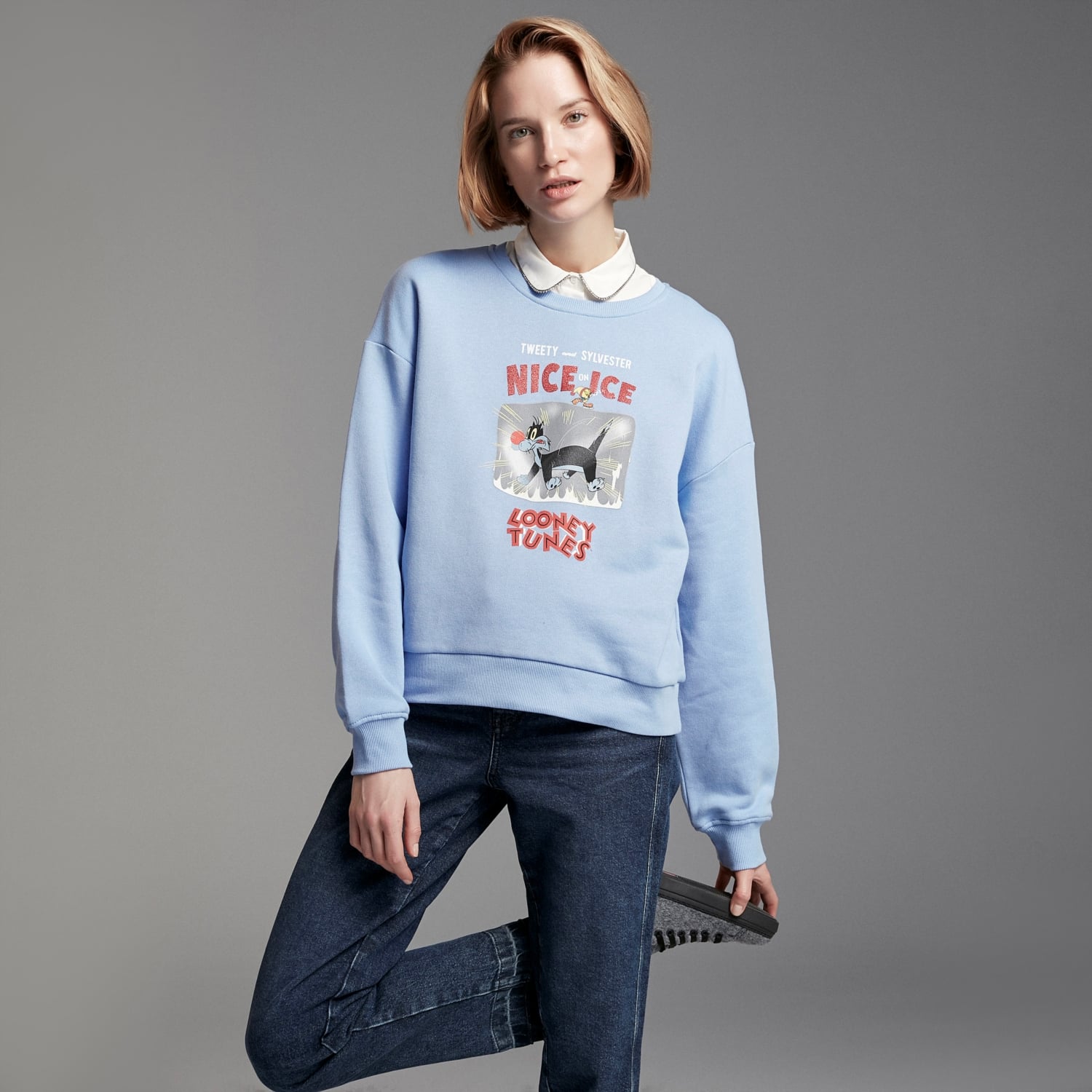 LOONEY TUNES WARNER BROS SWEATSHIRT