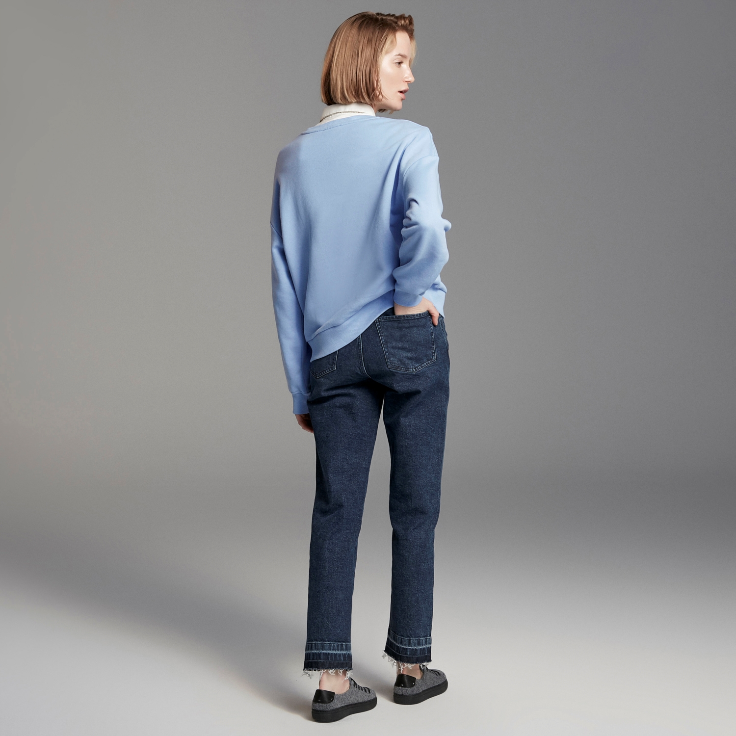 LOONEY TUNES WARNER BROS SWEATSHIRT