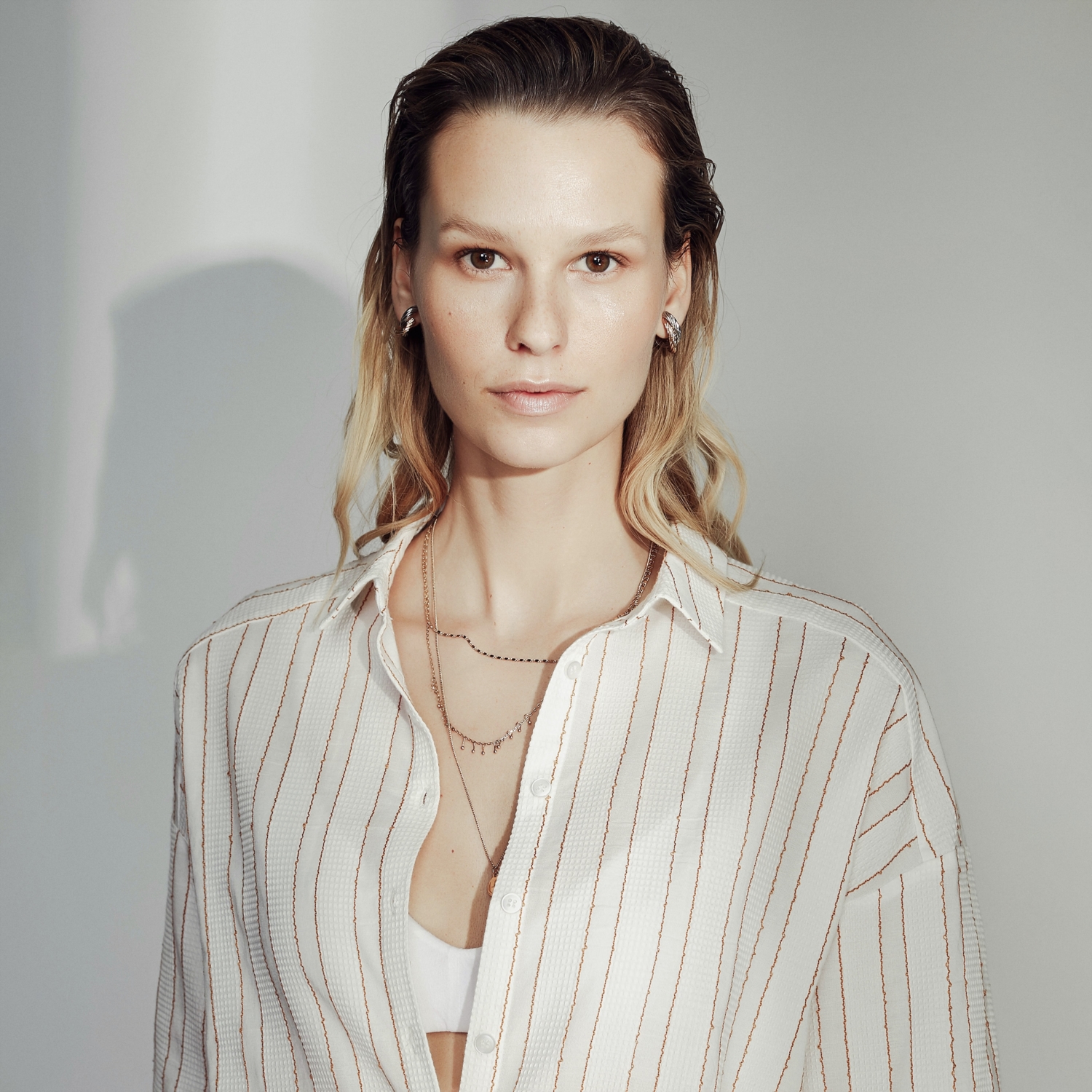 ÇİZGİLİ RAHAT KESİM GÖMLEK