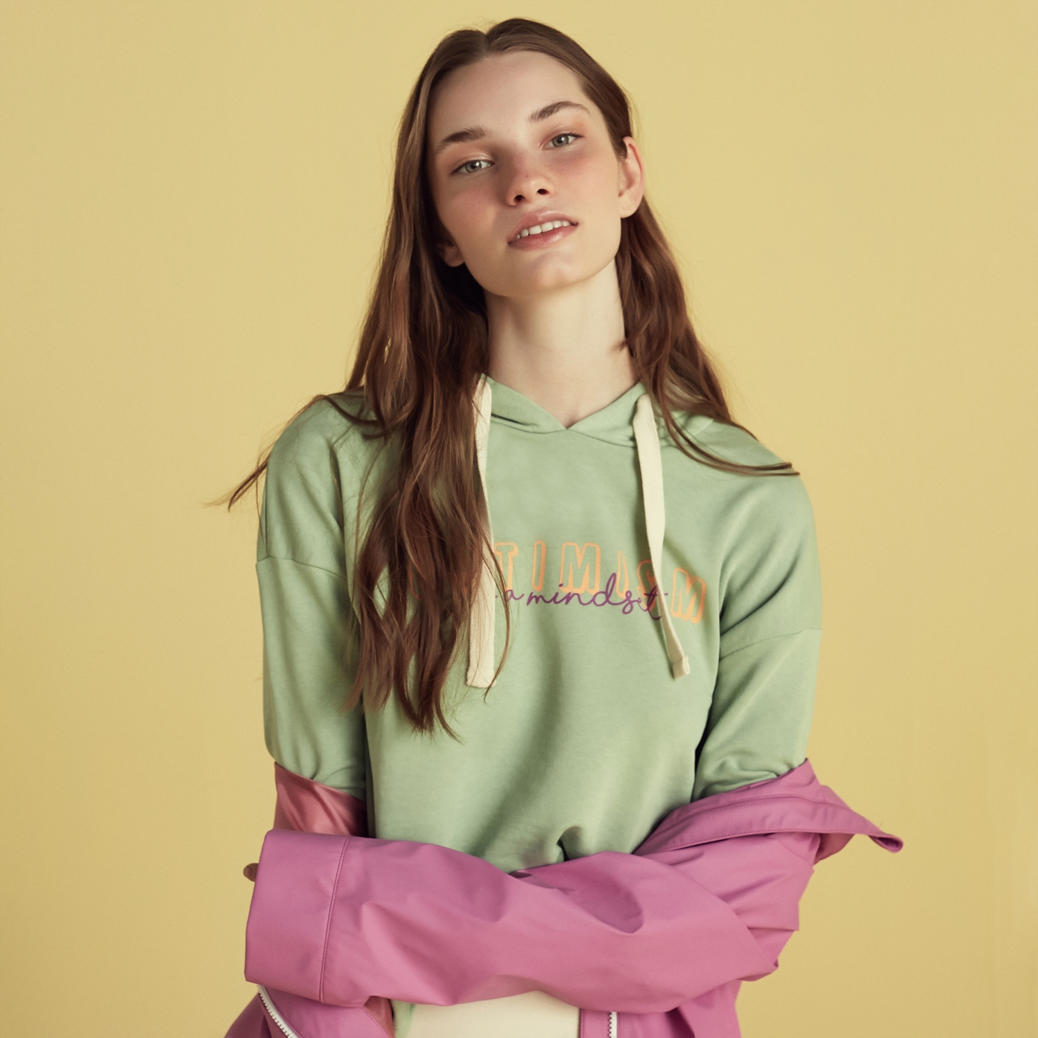 KAPÜŞONLU YAĞMURLUK