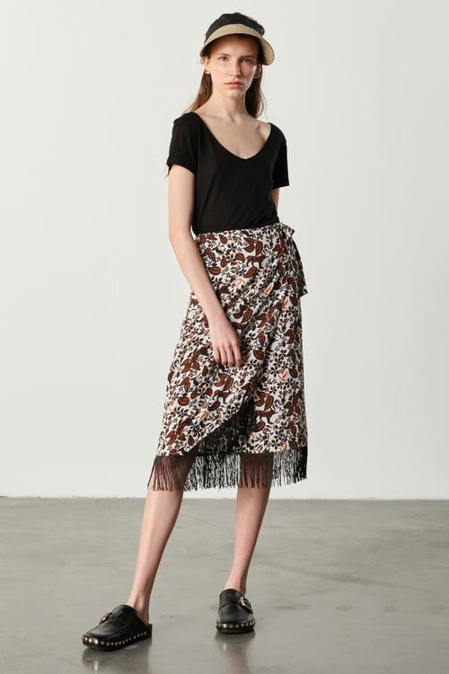  ETNİK DESENLİ PÜSKÜLLÜ KRUVAZE MİDİ ETEK