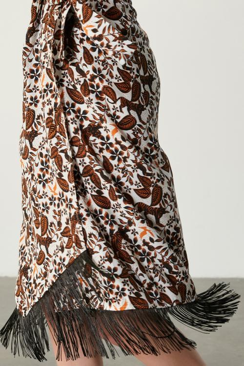  ETNİK DESENLİ PÜSKÜLLÜ KRUVAZE MİDİ ETEK