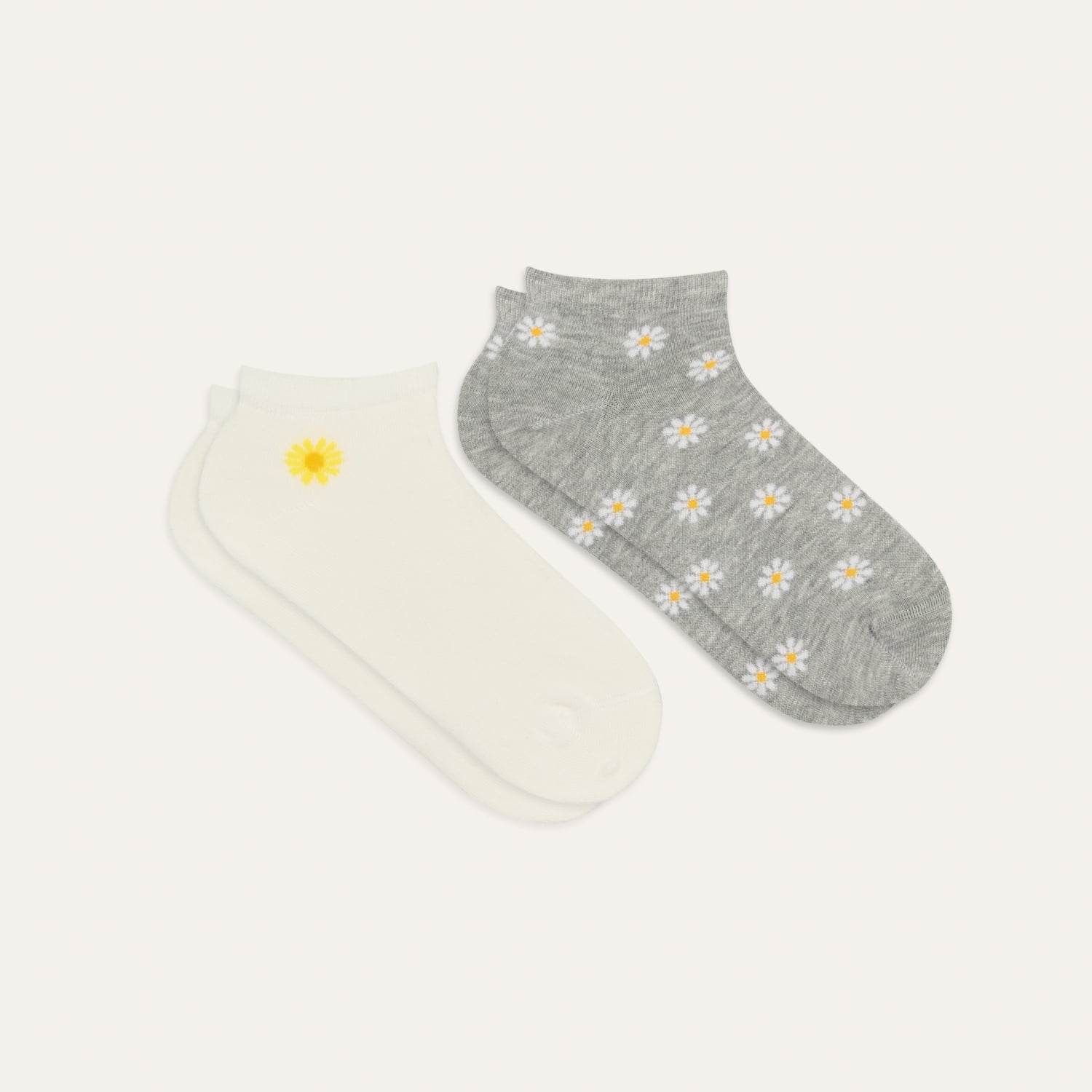 İKİLİ ÇİÇEKLİ ÇORAP