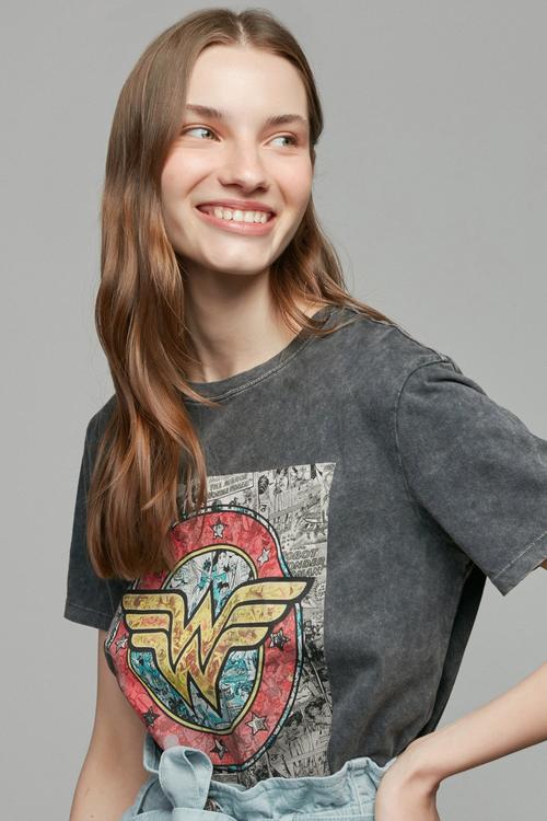  WONDER WOMAN T-SHIRT