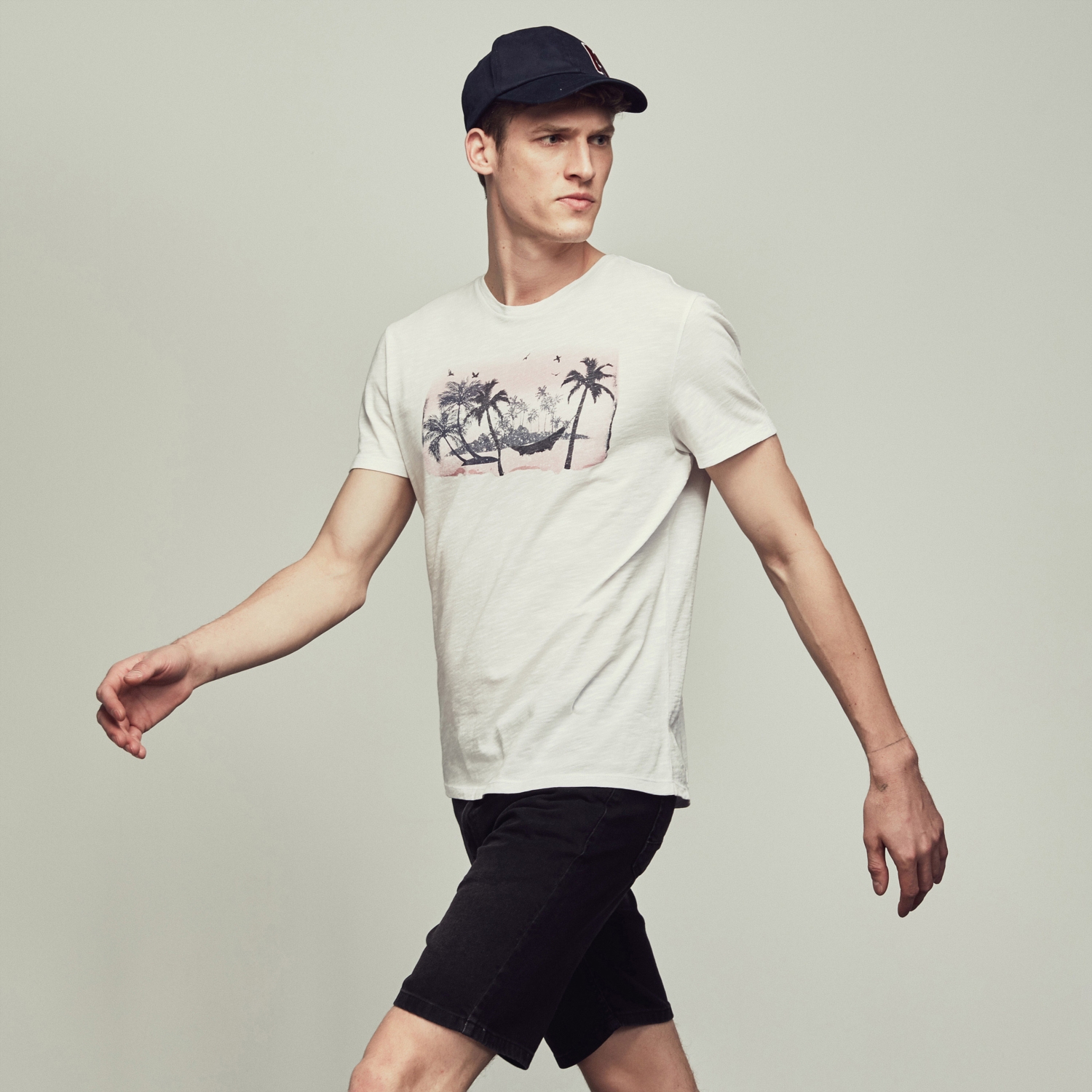 BİSİKLET YAKA BASKILI PAMUK T-SHIRT