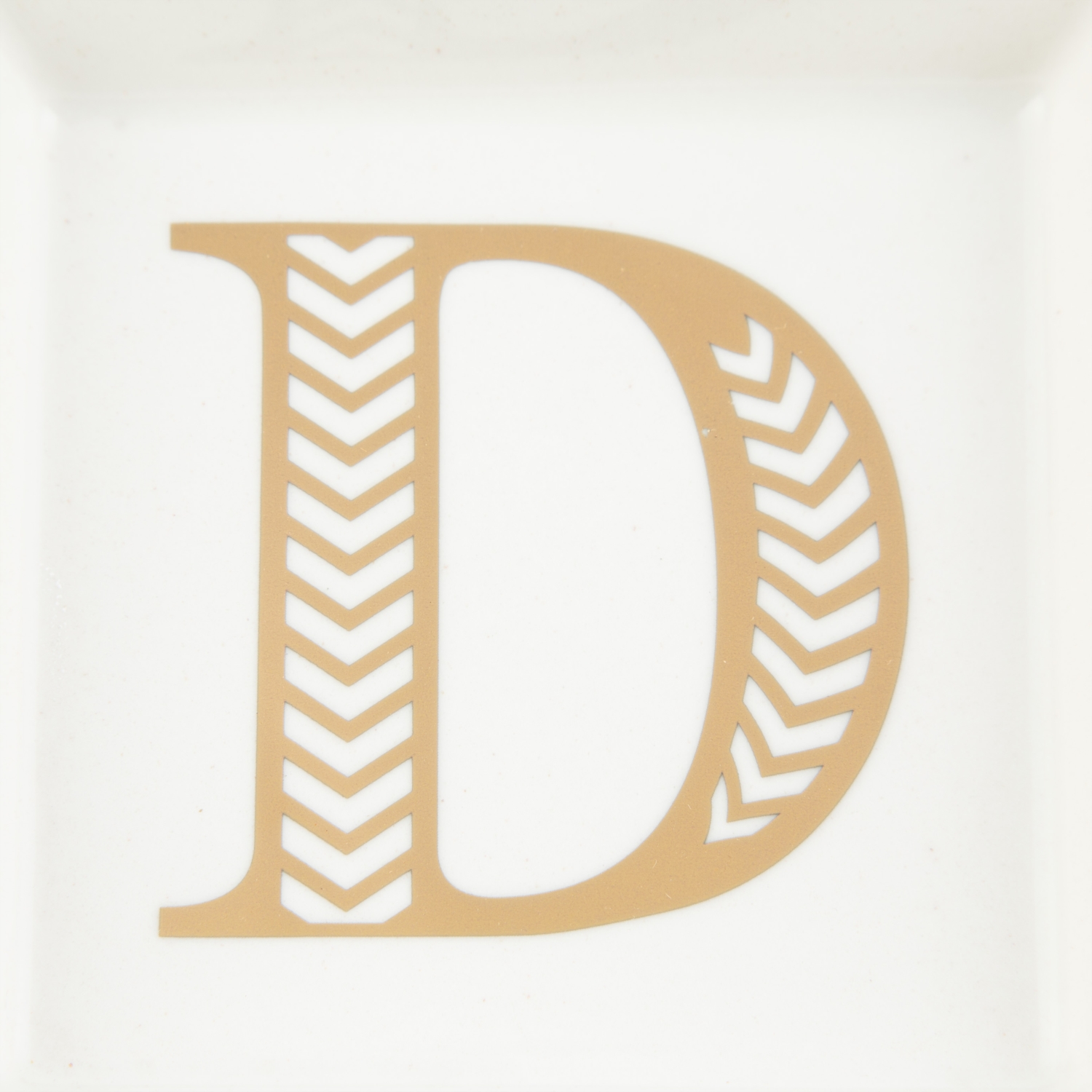 MONOGRAM TAKI TABAĞI - D