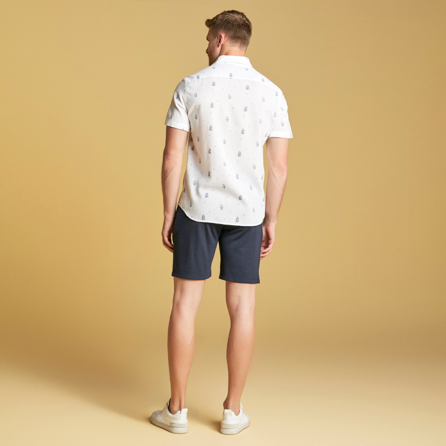 BELİ LASTİKLİ BERMUDA ŞORT