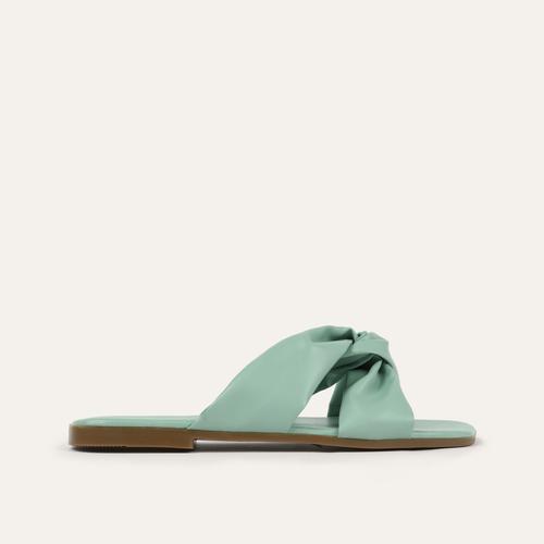  DERİ GÖRÜNÜMLÜ YUMUŞAK TERLİK