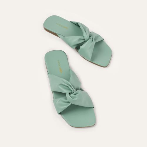  DERİ GÖRÜNÜMLÜ YUMUŞAK TERLİK