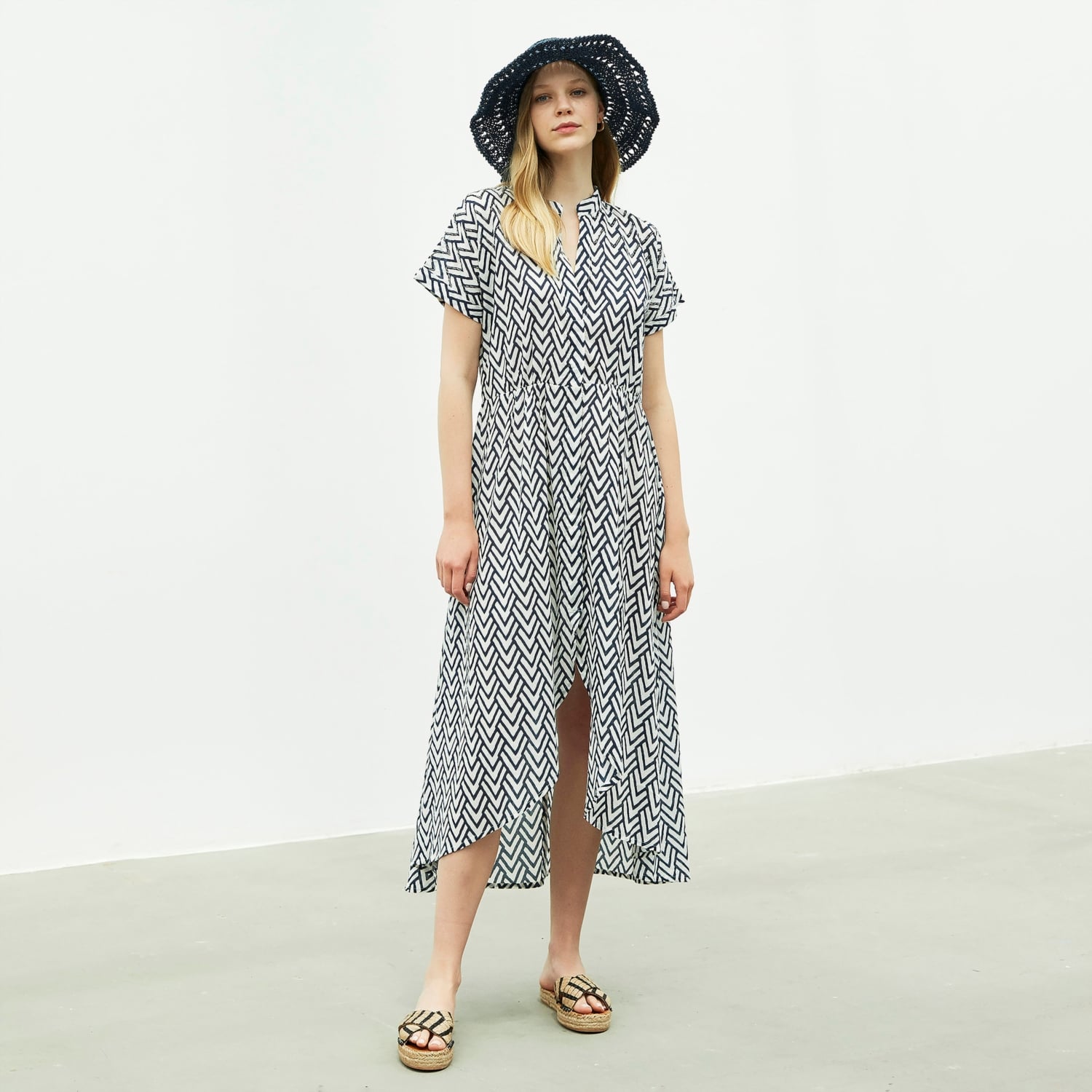 MARİN DESENLİ MAXİ ELBİSE