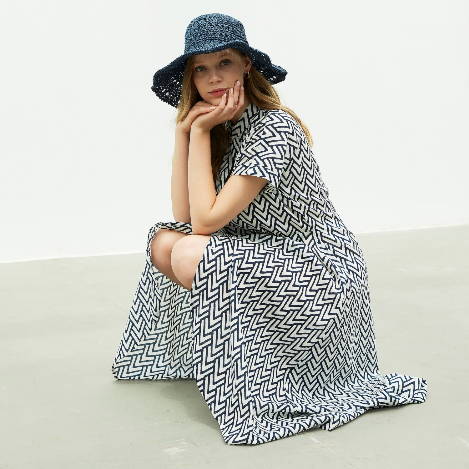 MARİN DESENLİ MAXİ ELBİSE