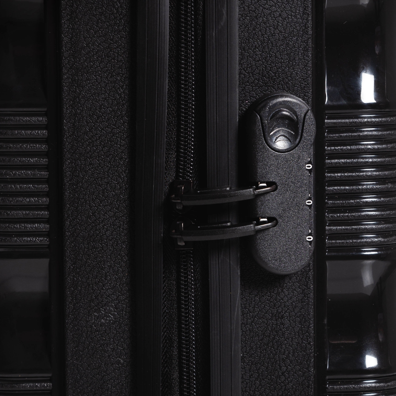 TOKYO SİYAH ORTA BOY VALİZ