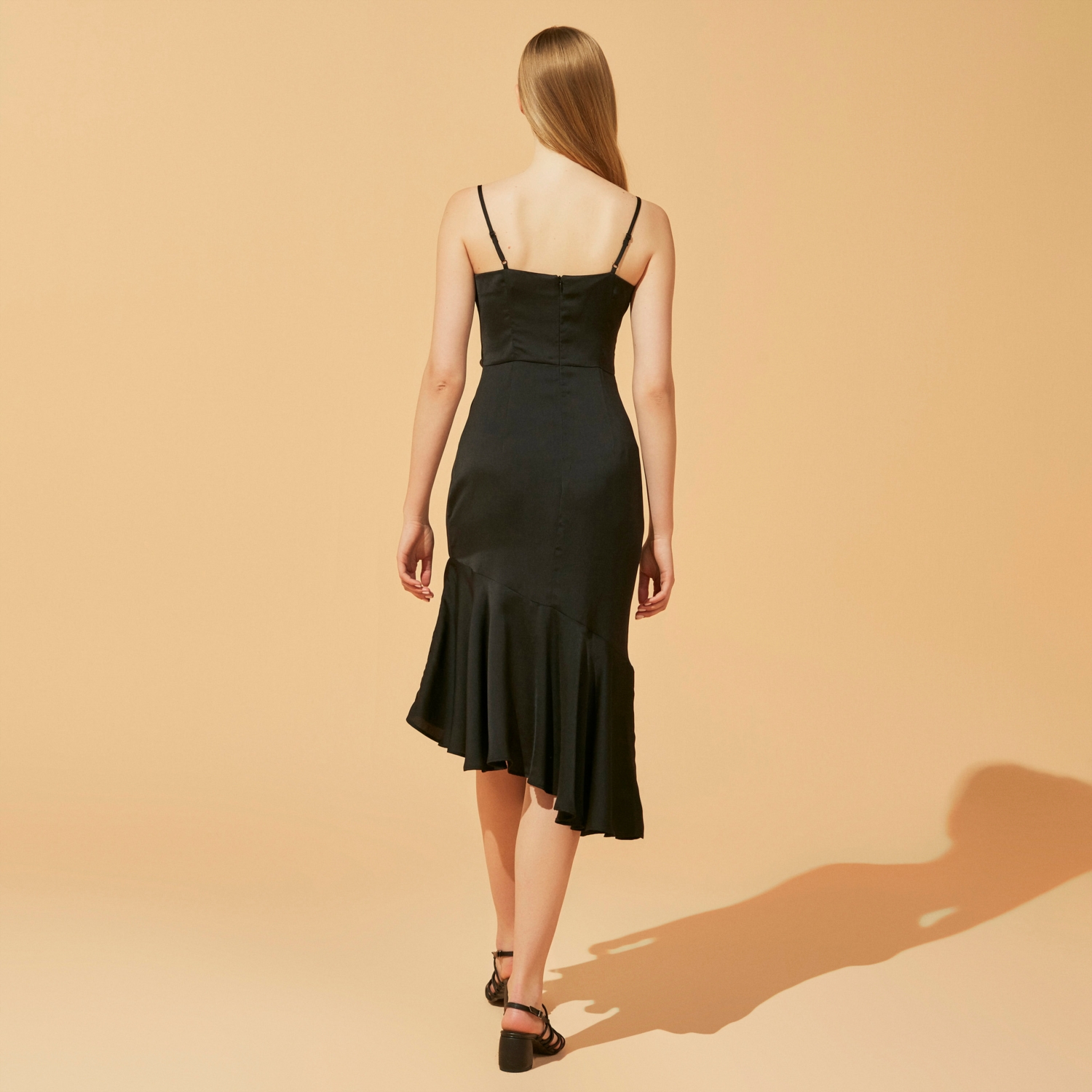 DEGAJE YAKA  SATEN MİDİ ELBİSE