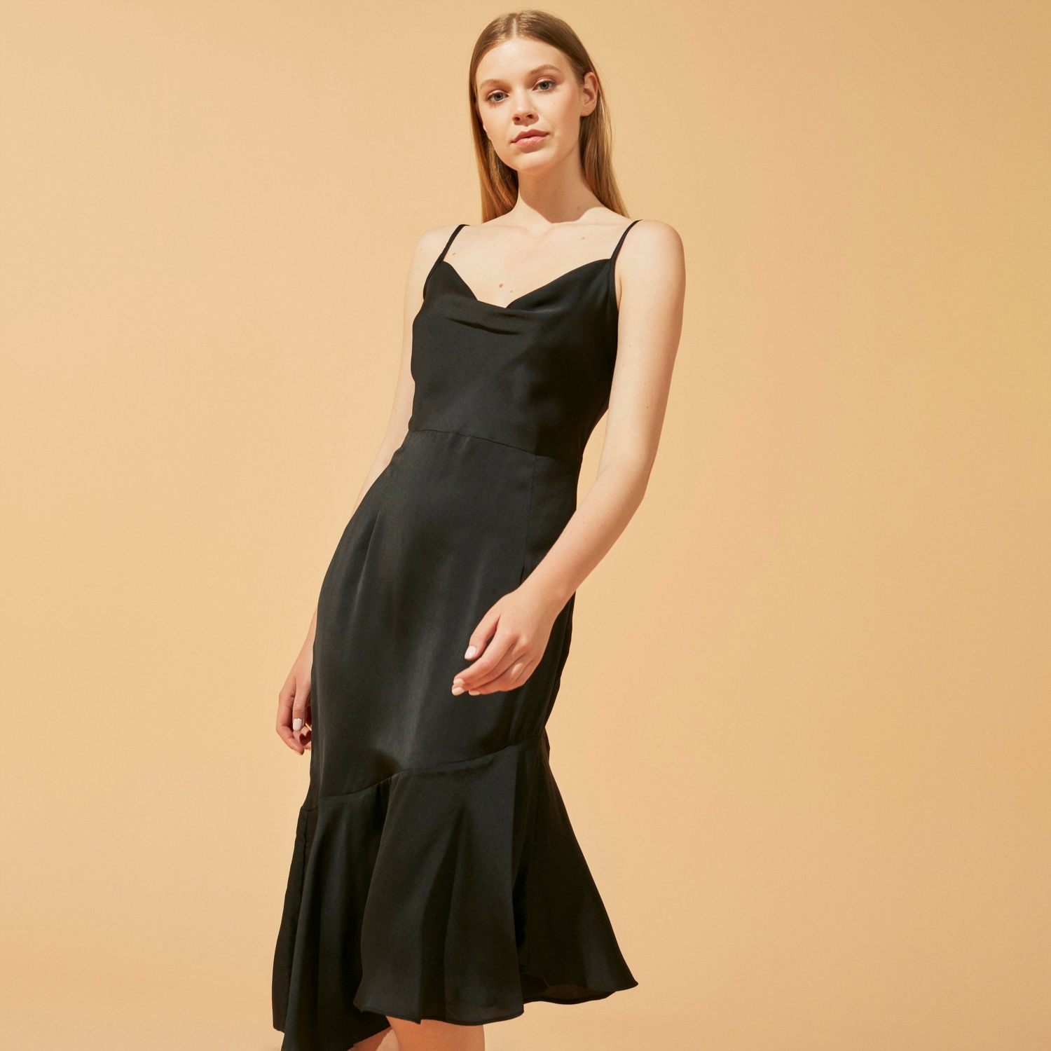 DEGAJE YAKA  SATEN MİDİ ELBİSE