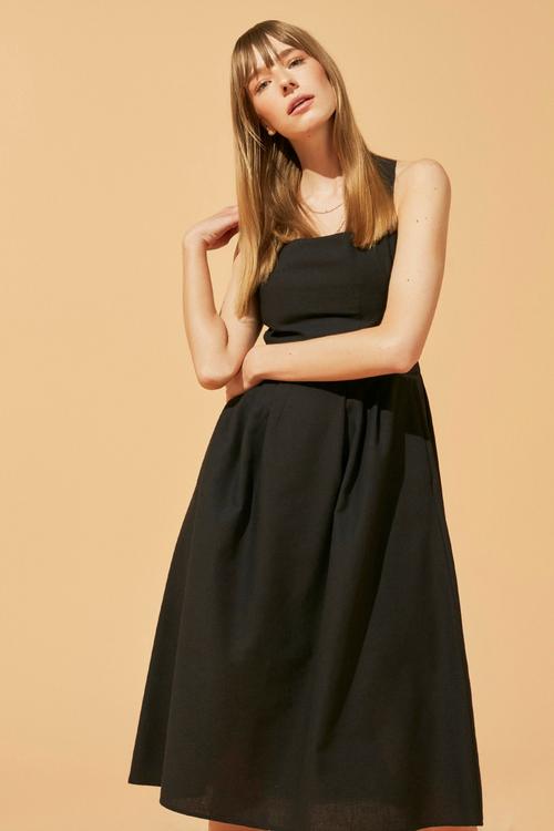  SIRT DETAYLI PAMUK - KETEN MİDİ ELBİSE