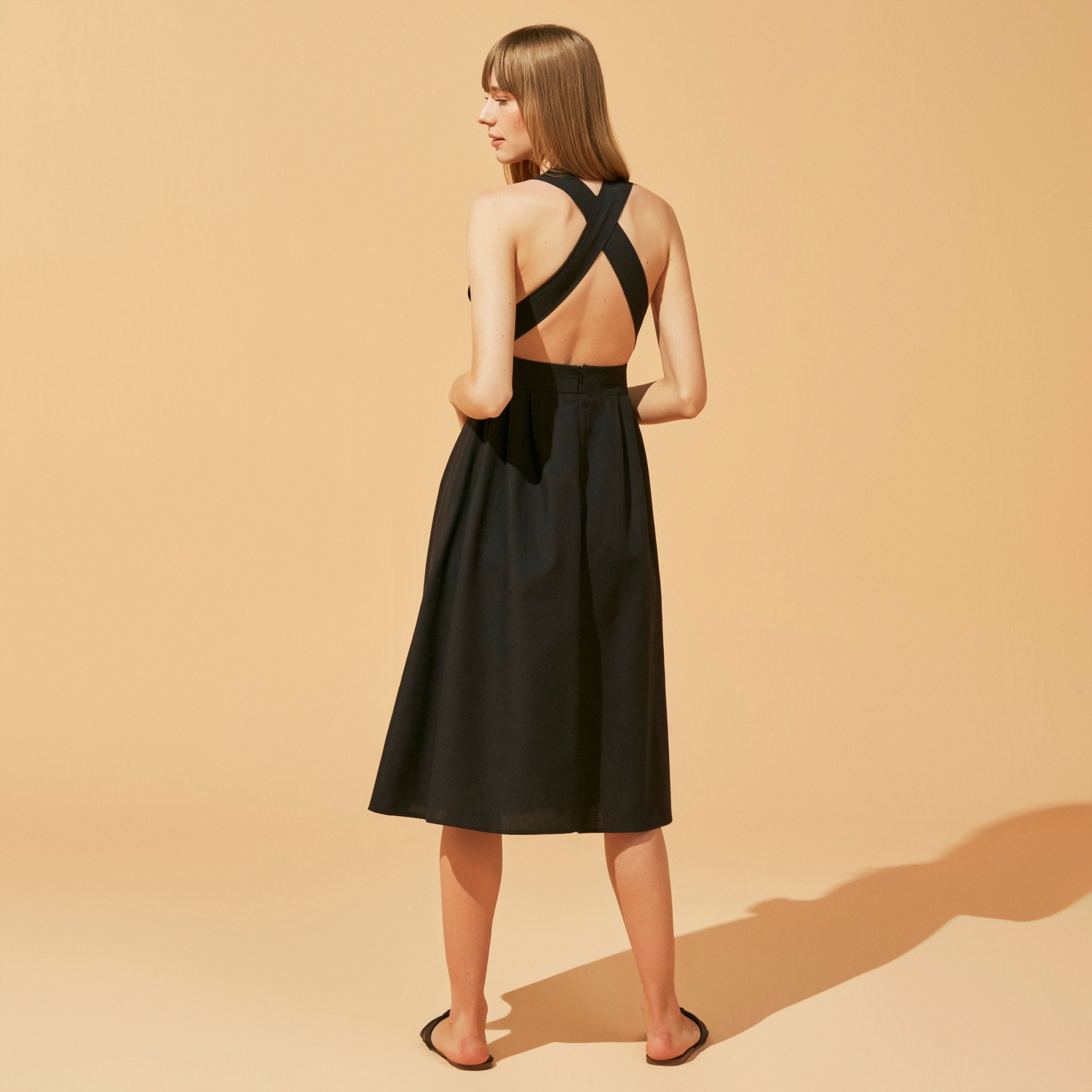 SIRT DETAYLI PAMUK - KETEN MİDİ ELBİSE