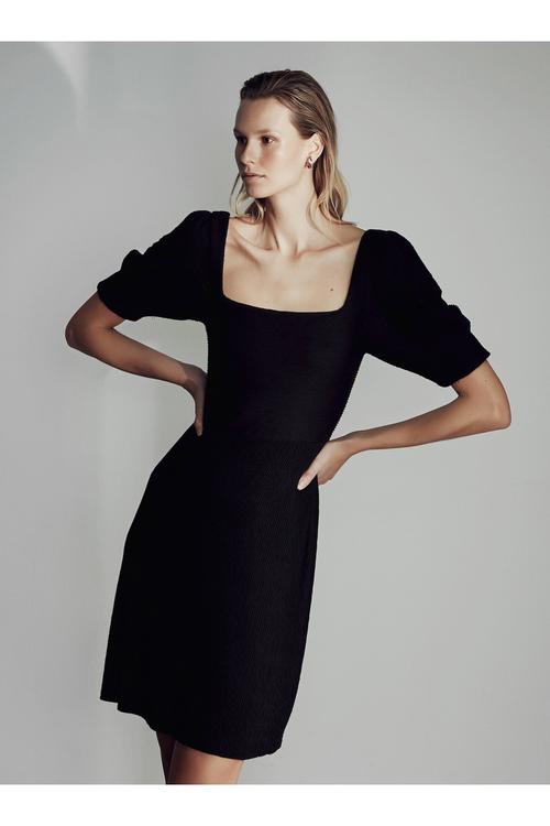  KARE YAKA BALON KOL MİDİ A KESİM ELBİSE