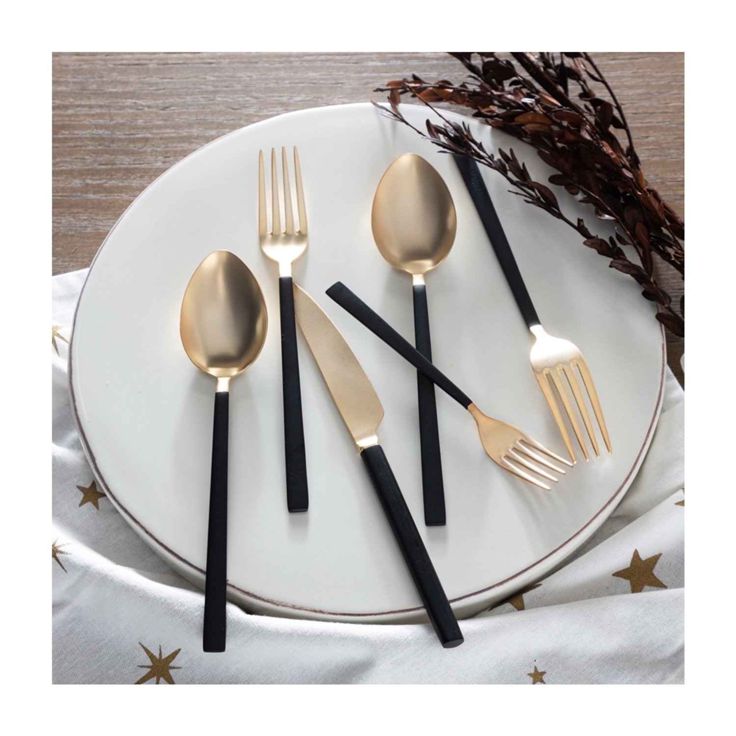 LINEA ÇATAL KAŞIK BIÇAK TAKIMI 24 PARÇA MAT GOLD