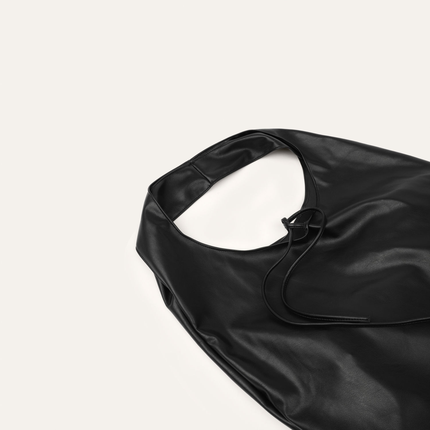 DERİ GÖRÜNÜMLÜ YUMUŞAK SHOPPER OMUZ ÇANTASI