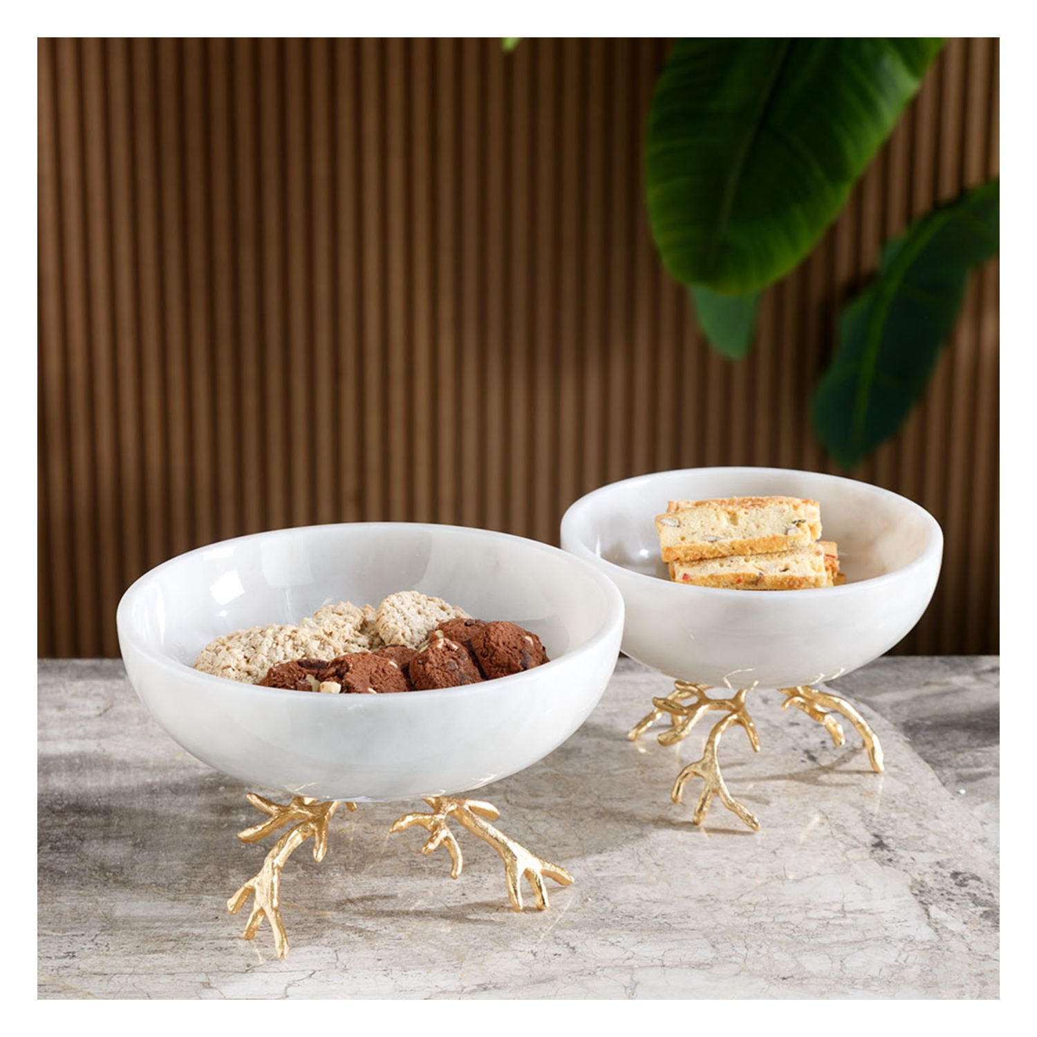 BOYNUZ AYAKLI DEKORATİF KASE BEYAZ 25X6CM